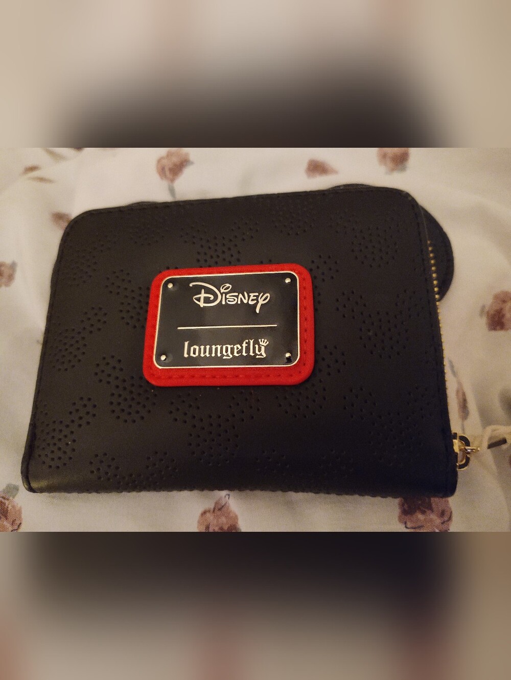 Loungefly Disney Mickey Mouse Silhouette Ears Wallet Box Lunch Exclusive NWT - Picture 6 of 6